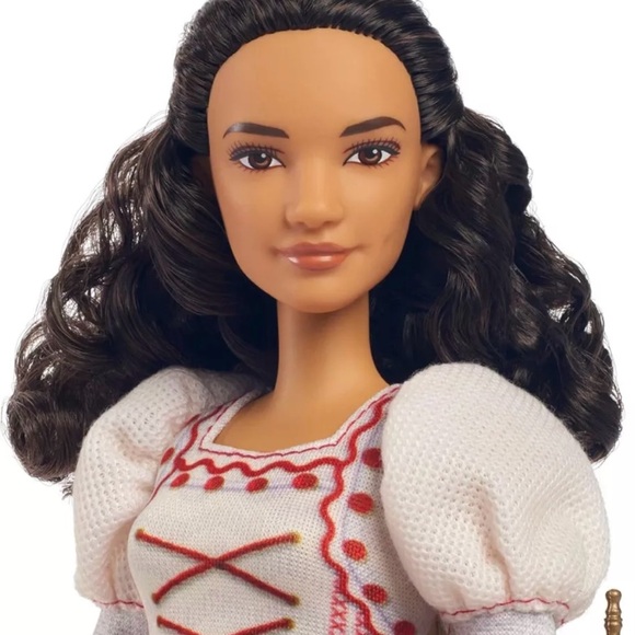 🏆 COLLECTIBLE OZ Wicked Movie Doll Nessarose Wheelchair URL MISPRINT BOX ERROR - Picture 4 of 7